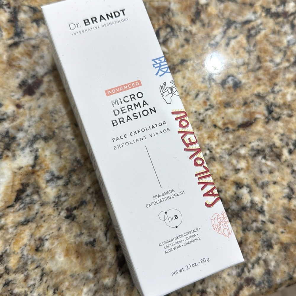 NWT DR. BRANDT Microdermabrasion Face Exfoliator